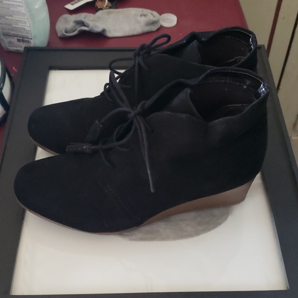 Size 9 W Dr Scholl's memory foam wedges